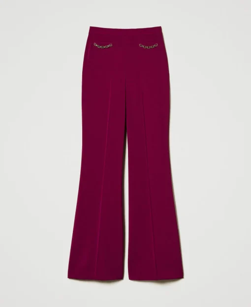 Flare-Hose Mit „Oval T“-Kettchen