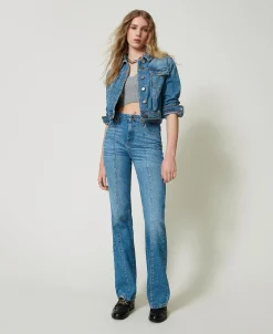 Flare-Jeansmit Fünf Taschen