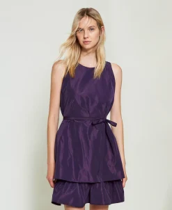 Kurzes Kleid Aus Taft Mit Volants