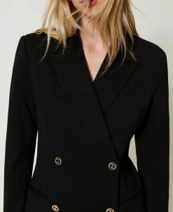 Kurzes Mantelkleid Mit Zweireihigem Verschluss