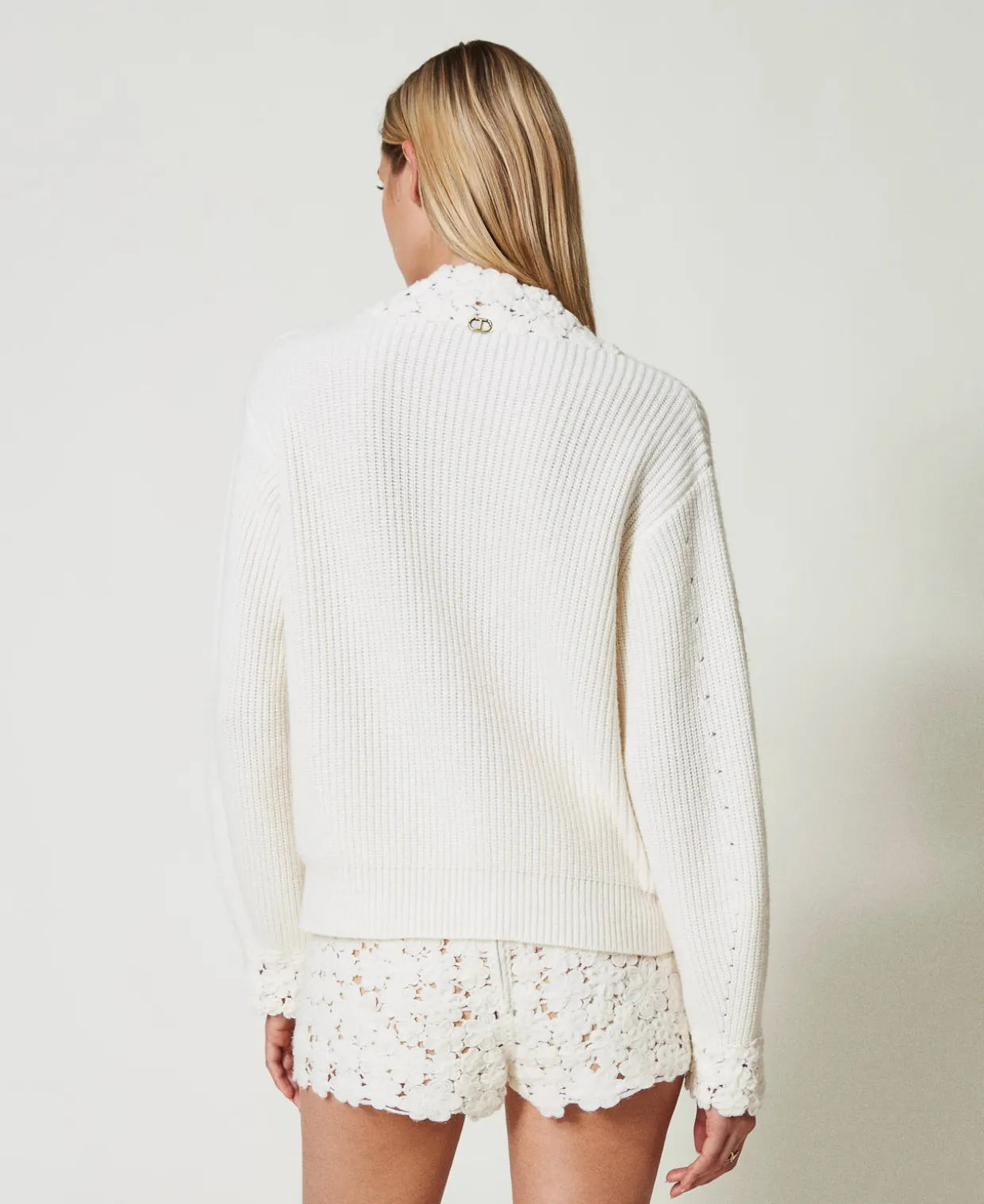 Pullover Aus Wollmischung Mit Stickerei