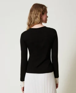 Pullover Mit Kontrastdetails Und Oval Ts