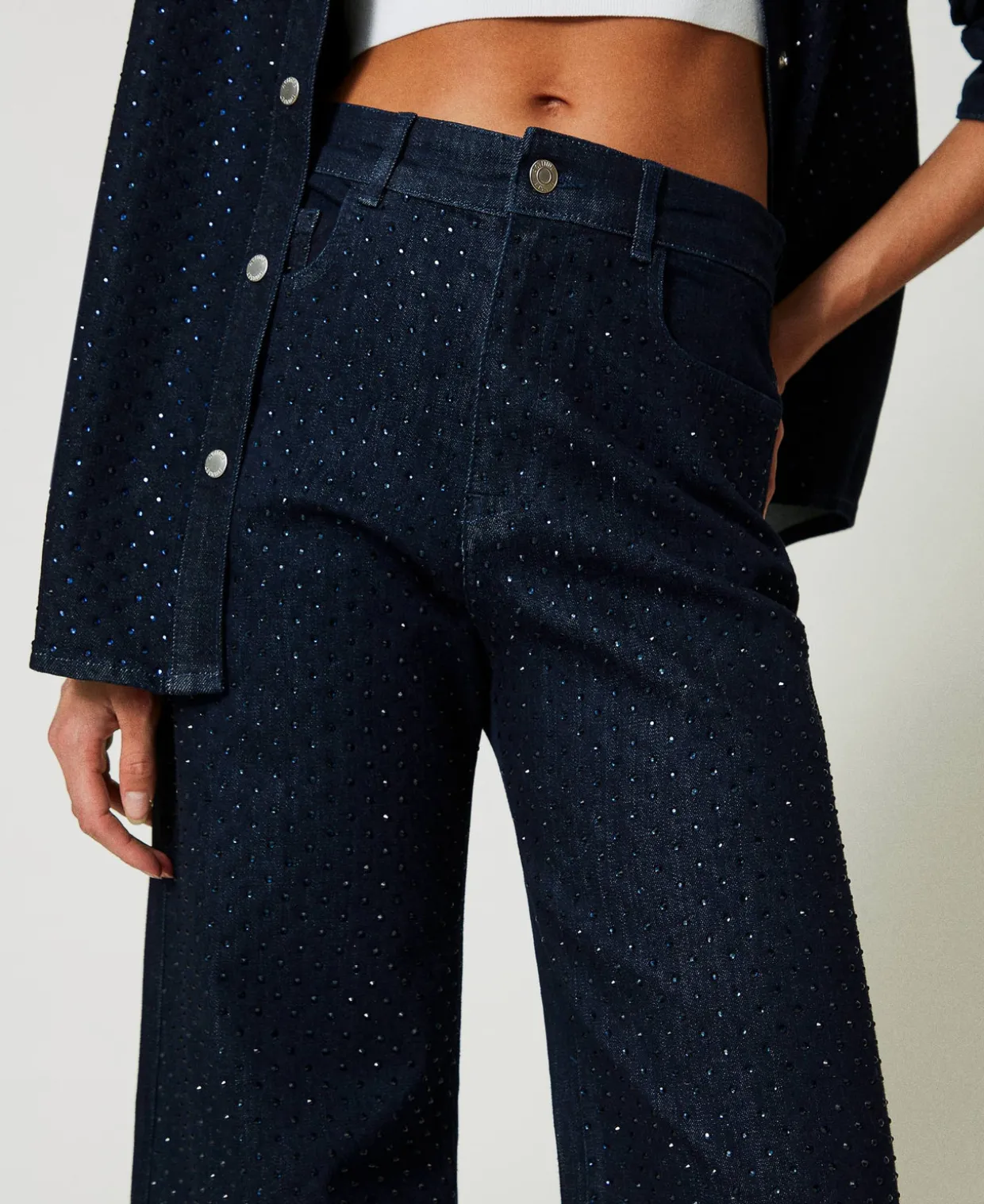 Wide-Leg-Jeans Mit Alloverstrass