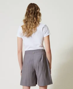 Bermudashorts Mit Nadelstreifen Und Taschen