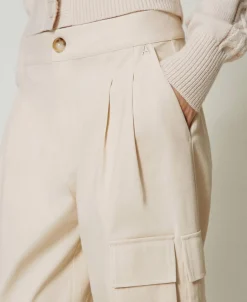 Cargohose Mit Asymmetrischen Taschen