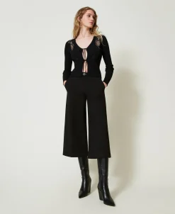 Cropped-Hose Mit „Oval T“-Gürtel