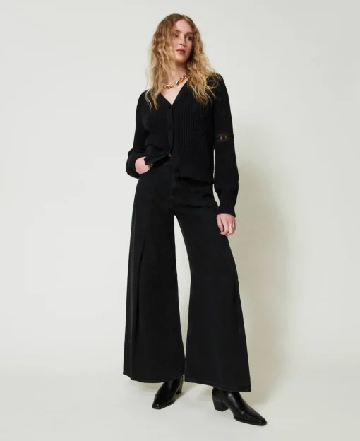 Cropped-Jeans Mit Zwei Knöpfen