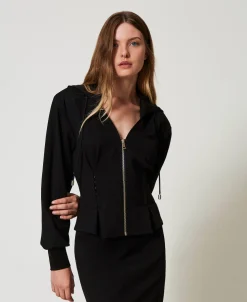 Figurbetonte Sweatjacke Mit Zierhäkchen