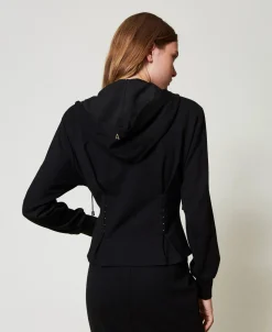 Figurbetonte Sweatjacke Mit Zierhäkchen
