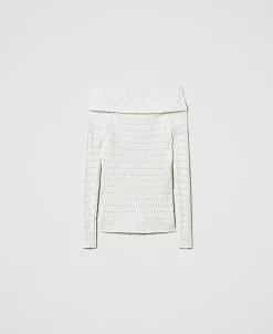 Figurbetonter Off-Shoulder-Pullover