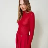 Figurbetonter Rollkragenpullover Aus Viskose