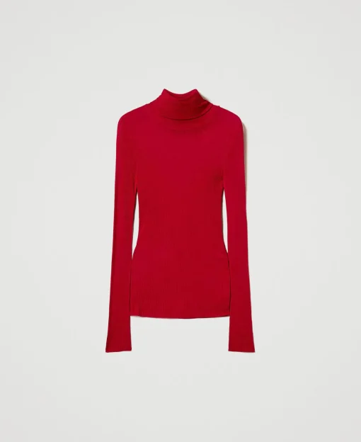 Figurbetonter Rollkragenpullover Aus Viskose