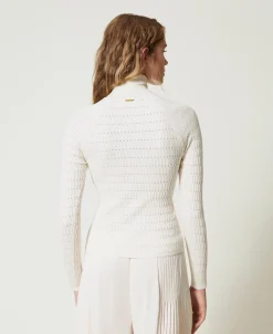 Figurbetonter Stehkragenpullover