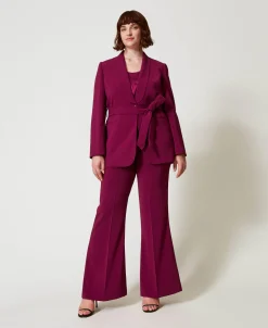 Flare-Hose Mit „Oval T“-Kettchen