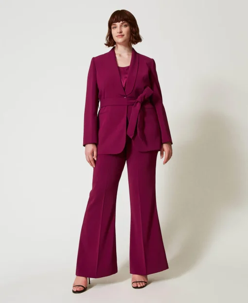 Flare-Hose Mit „Oval T“-Kettchen