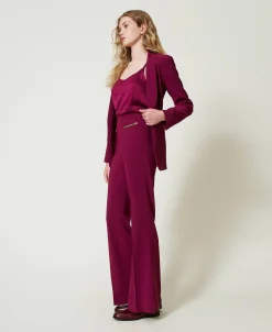 Flare-Hose Mit „Oval T“-Kettchen