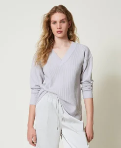 Gerippter Pullover Mit Schlitz