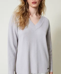Gerippter Pullover Mit Schlitz