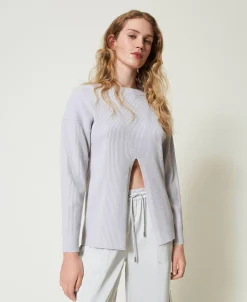 Gerippter Pullover Mit Schlitz