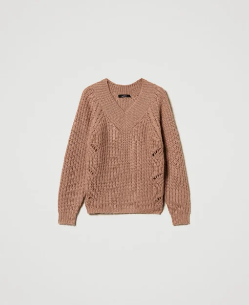 Gerippter Pullover Mit Zöpfen