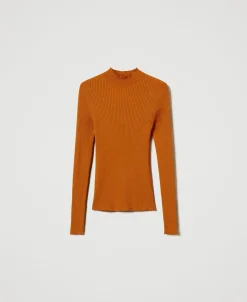 Gerippter Stehkragenpullover