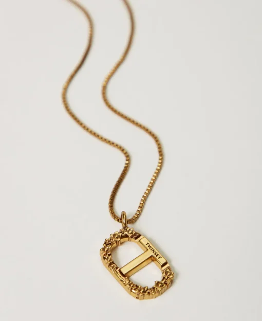 Halskette Mit Floralem Oval T