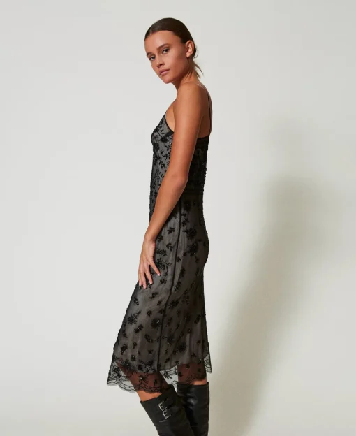 Handbesticktes Midikleid Aus Tüll