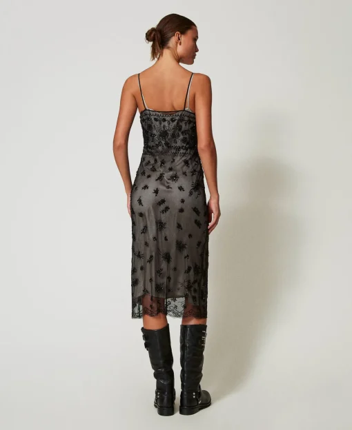 Handbesticktes Midikleid Aus Tüll