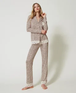 Herrenmäßiger Pyjama Mit Print Und Spitze