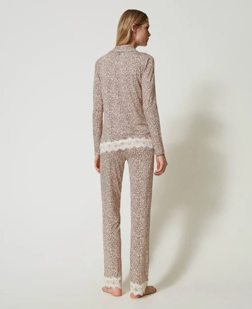 Herrenmäßiger Pyjama Mit Print Und Spitze