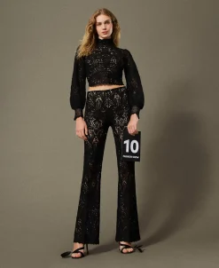 Häkelhose Mit Blumendessin