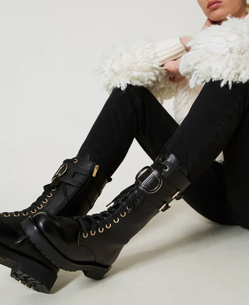 Hohe Schnürstiefelette Aus Leder Mit Oval T