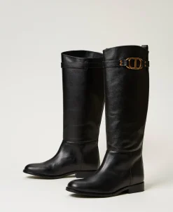 Hoher Stiefel Aus Leder Mit Oval T