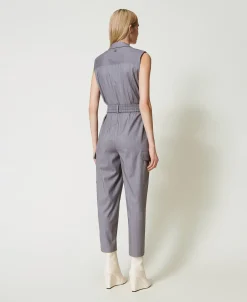 Jumpsuit Mit Nadelstreifen Und Gürtel