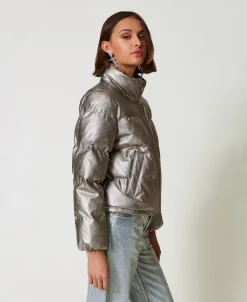 Kurze Metallic-Steppjacke