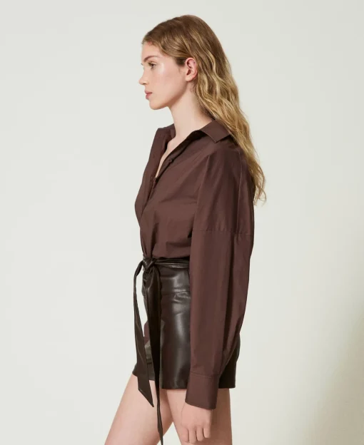 Kurzer Jumpsuit Aus Popeline Und Beschichtetem Gewebe