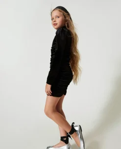 Kurzes Chenillekleid Mit Raffungen