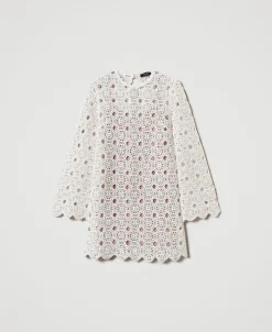 Kurzes Häkelkleid