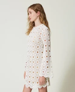 Kurzes Häkelkleid