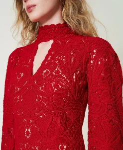 Kurzes Häkelkleid Mit Blumendessin
