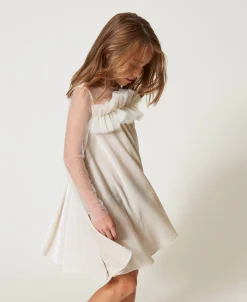 Kurzes Kleid Aus Chenille Und Tüll