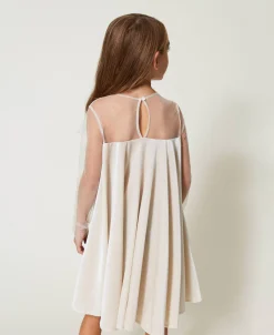 Kurzes Kleid Aus Chenille Und Tüll