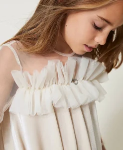 Kurzes Kleid Aus Chenille Und Tüll