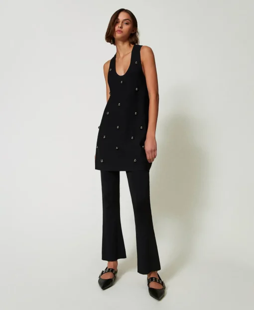 Kurzes Strickkleid Mit Nieten