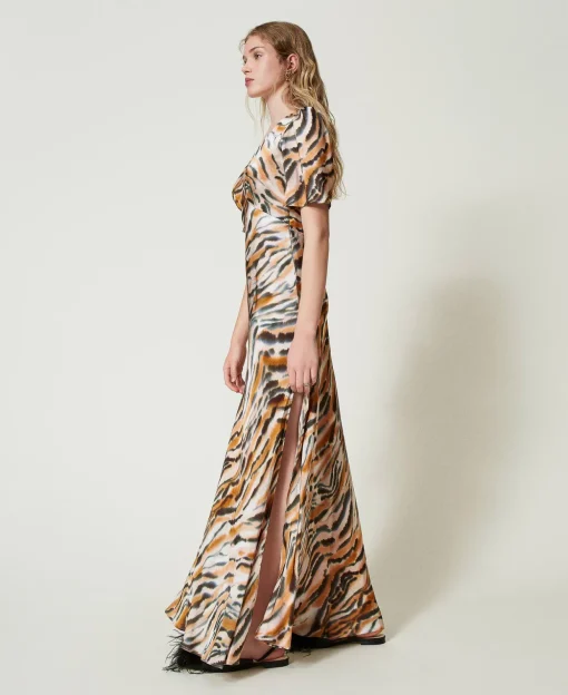 Maxikleid Aus Satin Mit Animaldessin