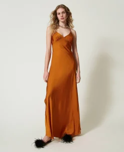 Maxikleid Aus Satin Mit Schmalen Trägern