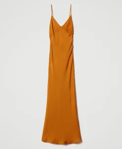 Maxikleid Aus Satin Mit Schmalen Trägern