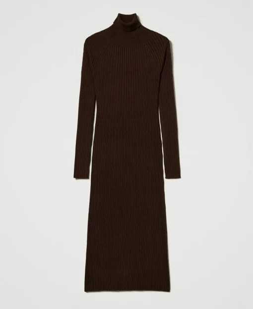 Maxi-Strickkleid Mit Rippenmuster Und Cut-out