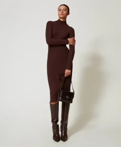 Maxi-Strickkleid Mit Rippenmuster Und Cut-out