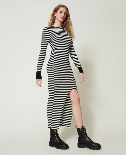 Maxistrickkleid Mit Streifen